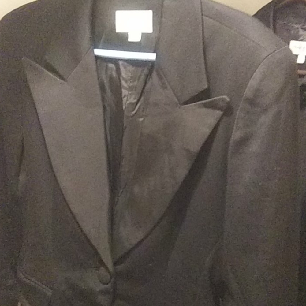 Tuxedo blazer